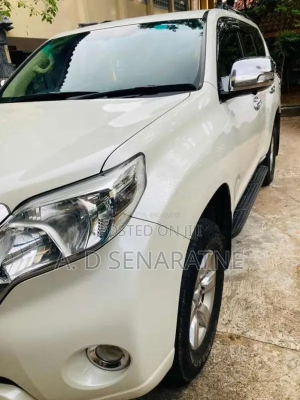 Toyota Land Cruiser Prado 2017 SUV (Used)