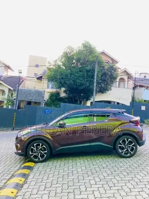 Toyota CHR 2017 SUV (Used)