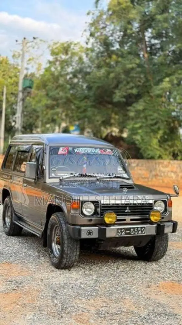 Mitsubishi Pajero 1988 SUV (Used)