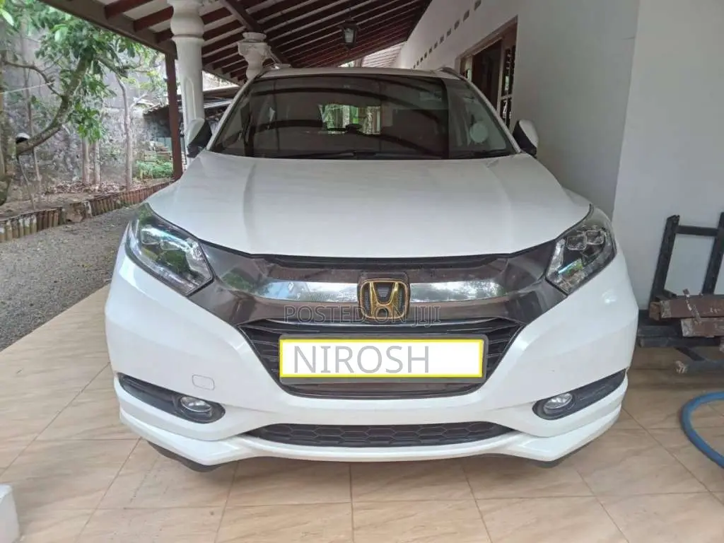 Honda Vezel 2016 SUV (Used)