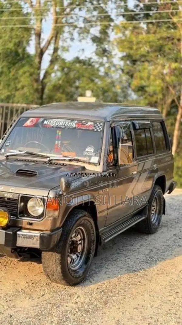 Mitsubishi Pajero 1988 SUV (Used)