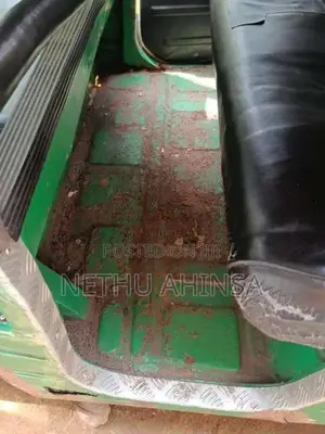 Bajaj 2 Stroke 1998 Three Wheel (Used)