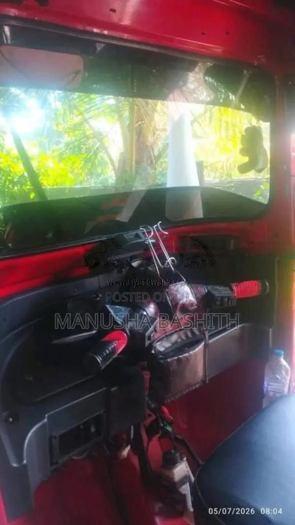 Bajaj RE 4 Stroke 2014 Three Wheel (Used)
