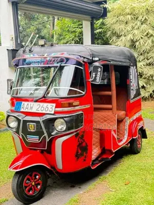 Bajaj 4 Stroke 2015 Three Wheel (Used)