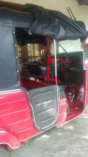 Bajaj RE 4 Stroke 2014 Three Wheel (Used)