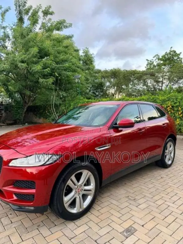 Jaguar F-Pace 2018 SUV (Used)