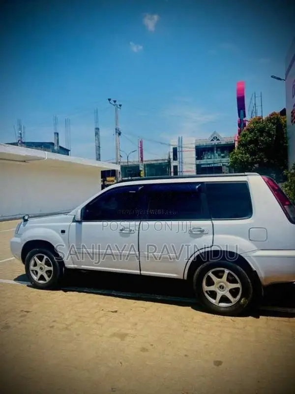Nissan X-Trail 2005 SUV (Used)