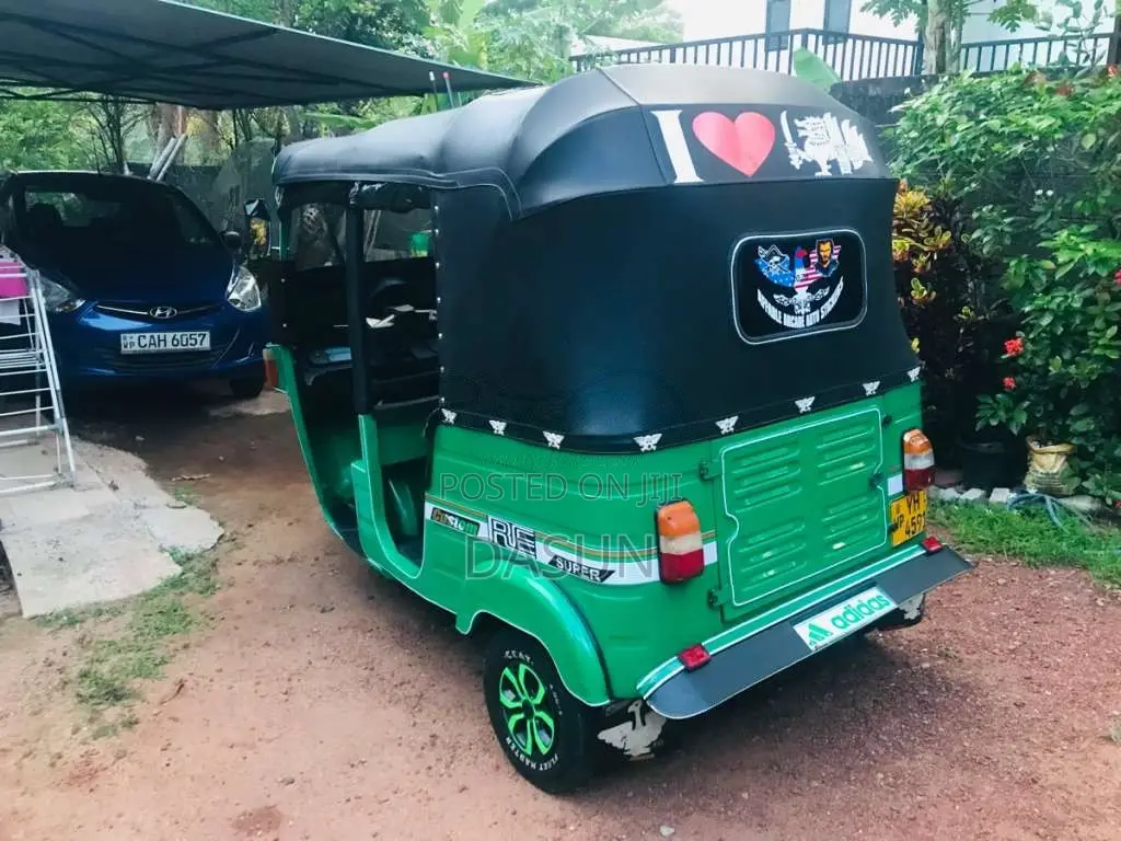 Bajaj RE 205 2012 Three Wheel (Used)