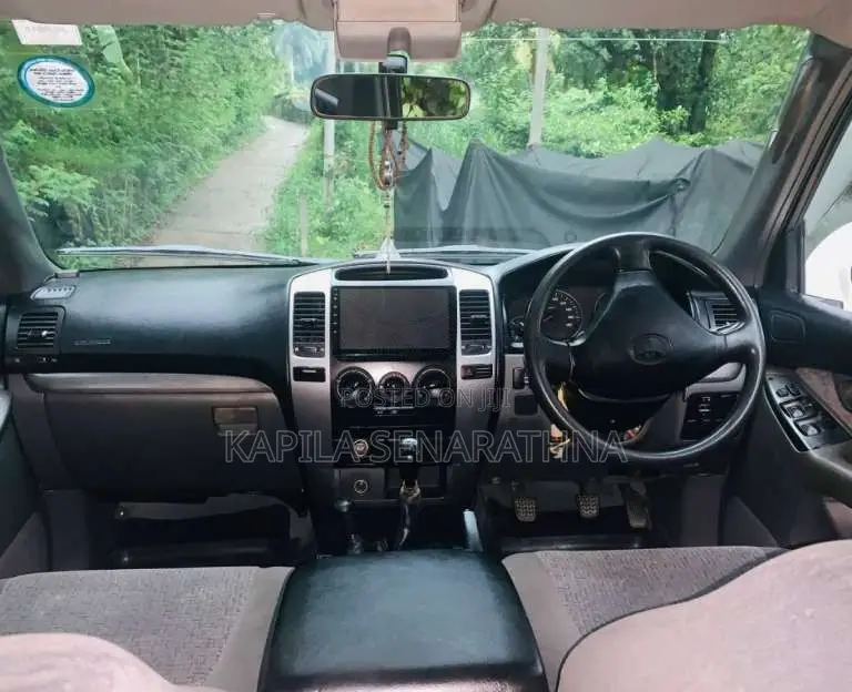 Toyota Land Cruiser Prado 2004 SUV (Used)