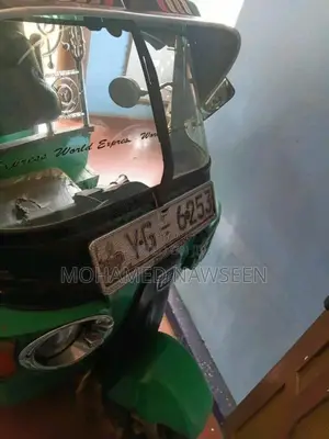 Bajaj 4 stroke 2010 Three Wheel (Used)