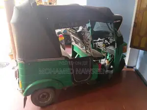 Bajaj 4 stroke 2010 Three Wheel (Used)