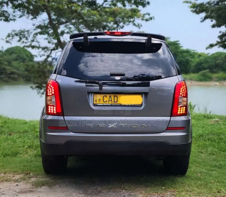 Micro Rexton 2014 SUV (Used)