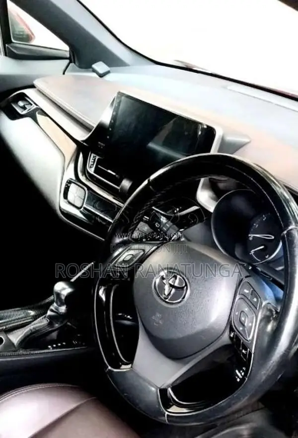 Toyota CHR 2017 SUV (Used)