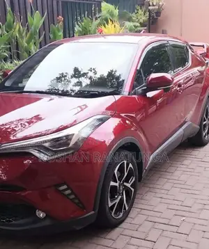 Toyota CHR 2017 SUV (Used)