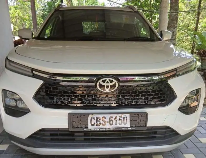 Toyota Taisor G Grade 2025 SUV (Used)