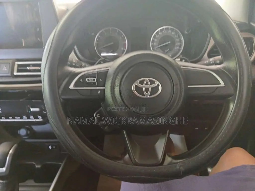 Toyota Taisor G Grade 2025 SUV (Used)