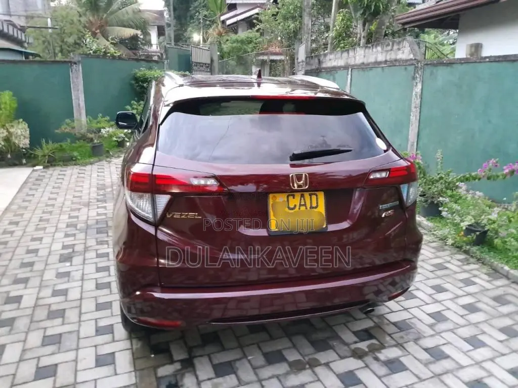 Honda VEZEL 2014 SUV (Used)