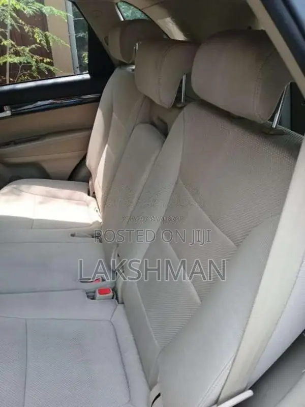 Kia Sorento 2012 SUV (Used)