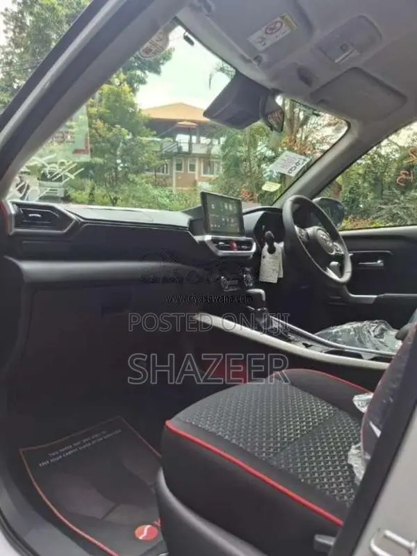 Toyota Raize 2025 SUV Unregistered (Recondition)