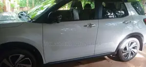 Toyota Raize 2025 SUV (Used)