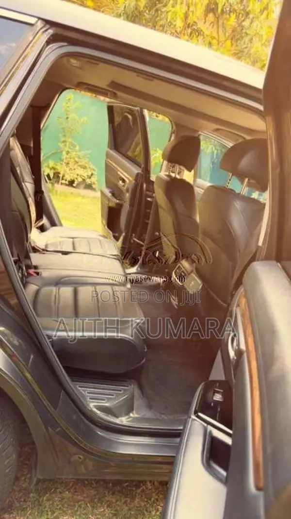 Honda CRV Masterpiece Japan 2018 SUV (Used)