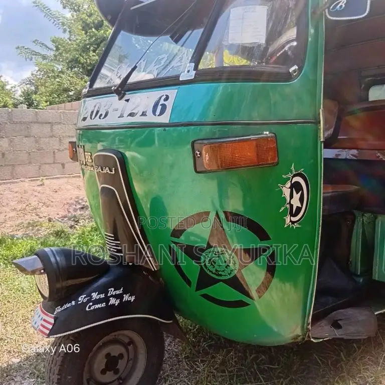 Bajaj 2 Stroke 1995 Three Wheel (Used)