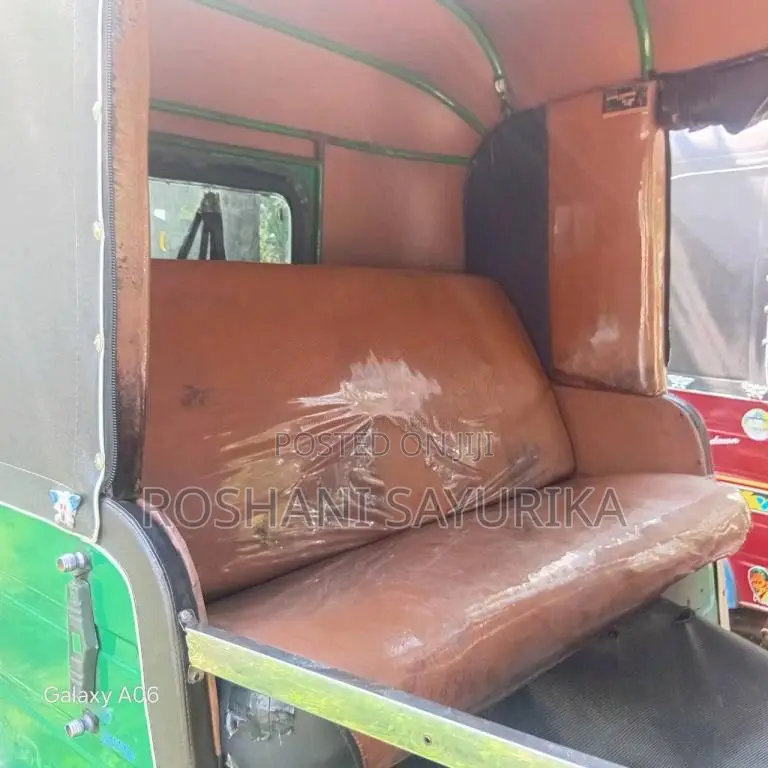 Bajaj 2 Stroke 1995 Three Wheel (Used)