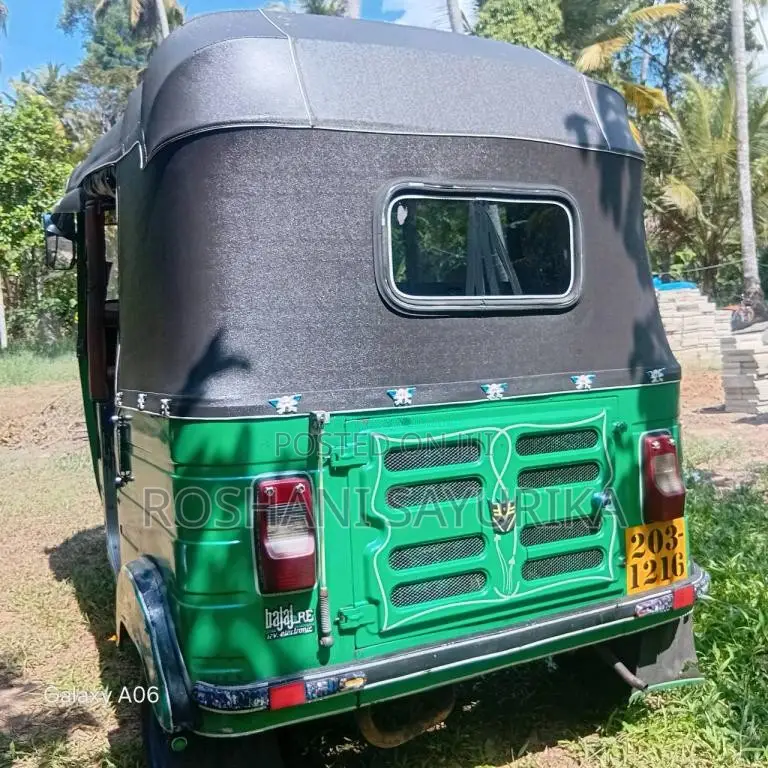 Bajaj 2 Stroke 1995 Three Wheel (Used)