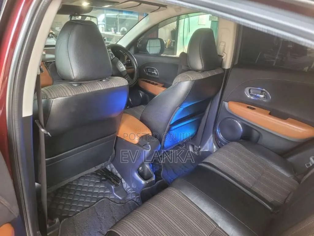 Honda Vezel 2015 SUV (Used)