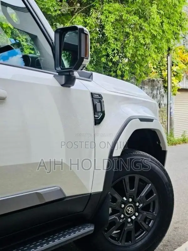Toyota Land Cruiser Prado LC250 VX 2025 SUV Unregistered (Recondition)