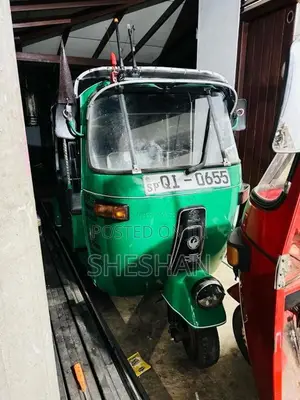 Bajaj 2 Stroke 2006 Three Wheel (Used)