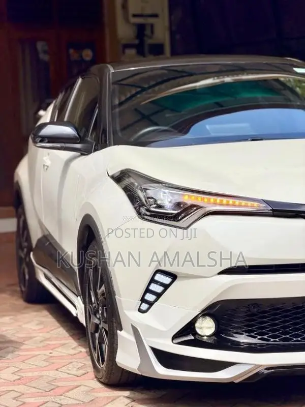 Toyota CHR 2018 SUV (Used)