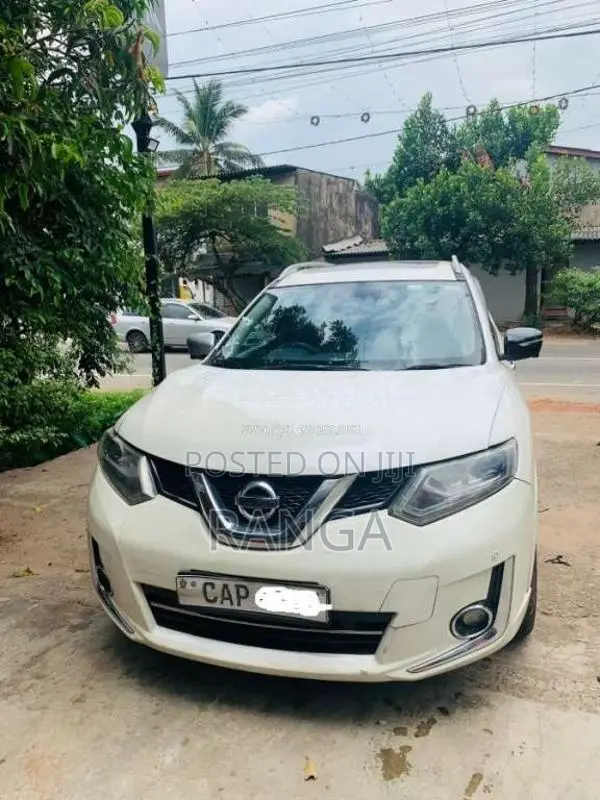 Nissan X-Trail MODE PREMIER 2015 SUV (Used)