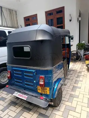 Bajaj RE 2015 Three Wheel (Used)
