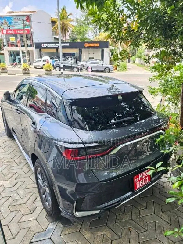 Lexus LBX 2025 SUV Unregistered (Recondition)