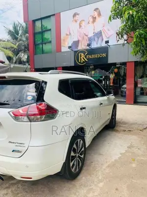 Nissan X-Trail MODE PREMIER 2015 SUV (Used)