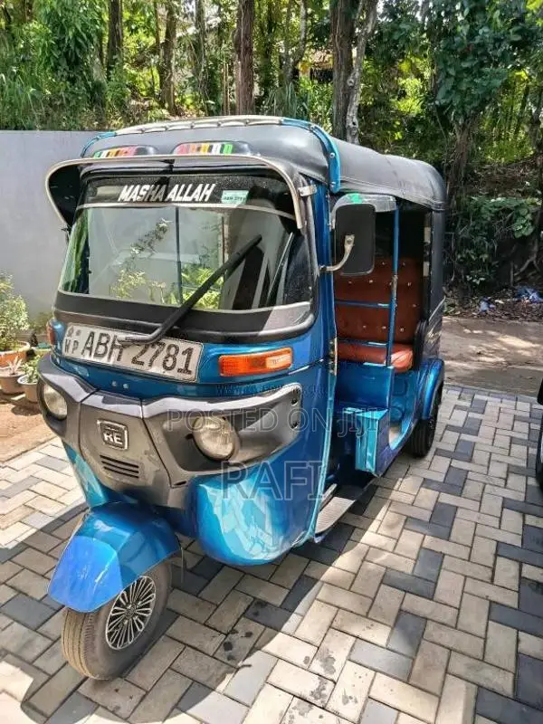 Bajaj RE 2015 Three Wheel (Used)