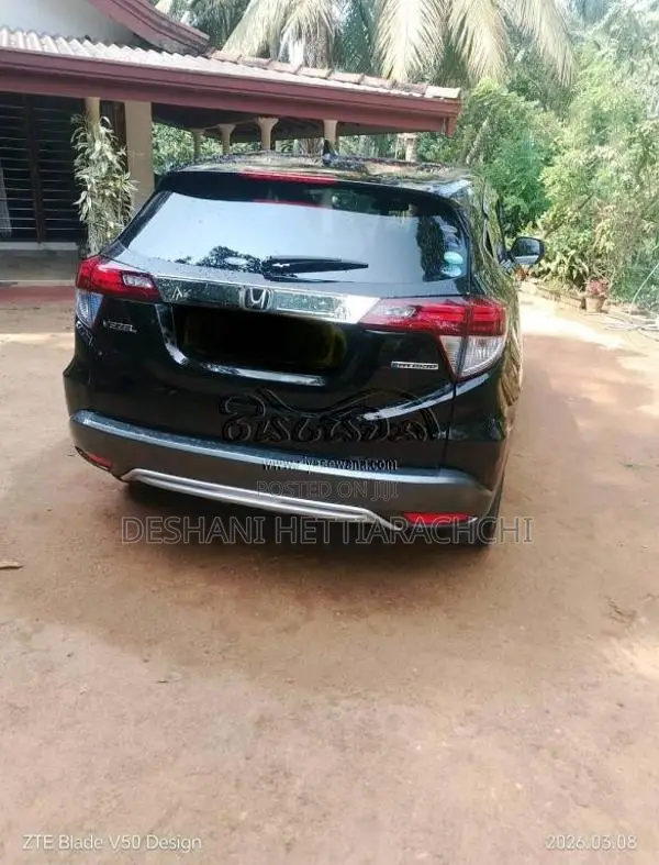 Honda Vezel 2014 SUV (Used)