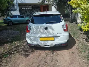 Micro Tivoli 2015 SUV (Used)
