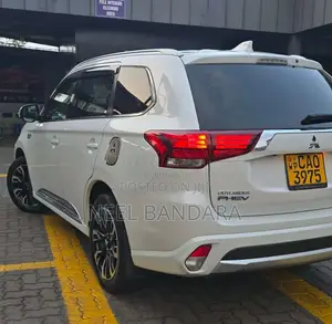 Mitsubishi Outlander 2015 SUV (Used)