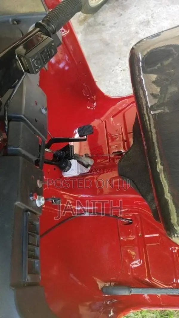 Bajaj 4 stroke 2011 Three Wheel (Used)