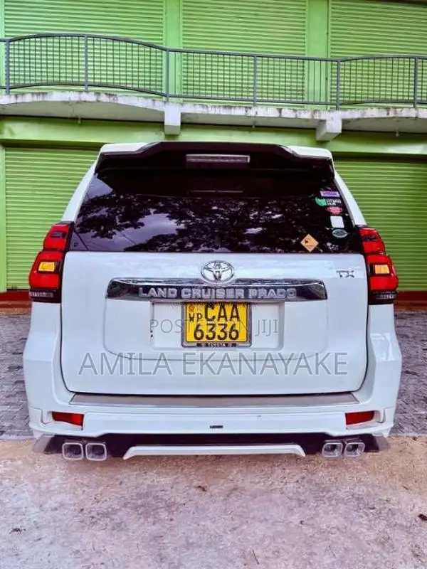 Toyota Land Cruiser 2013 SUV (Used)