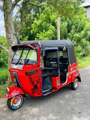 Bajaj 2 Stroke 2006 Three Wheel (Used)