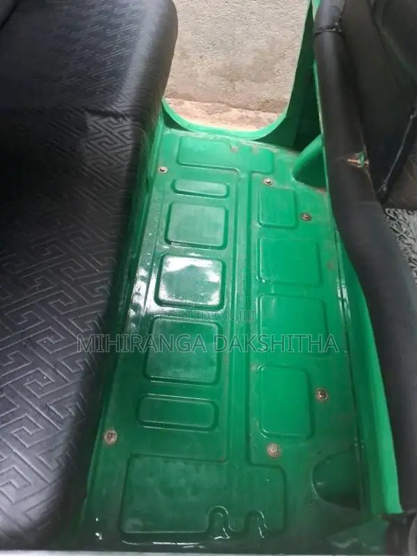 Bajaj RE 4 Stroke 2010 Three Wheel (Used)
