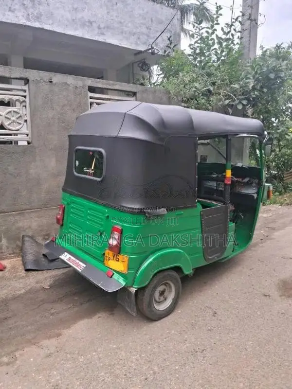 Bajaj RE 4 Stroke 2010 Three Wheel (Used)