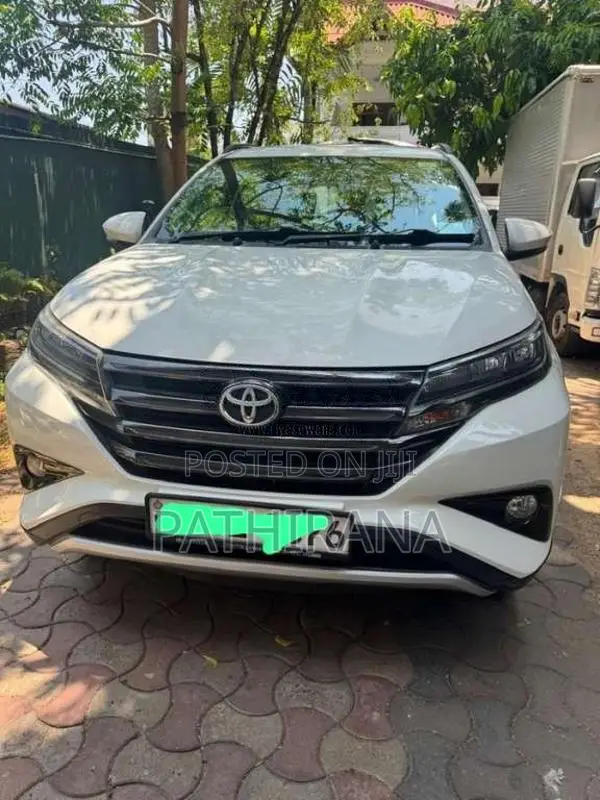 Toyota Rush 2018 SUV (Used)
