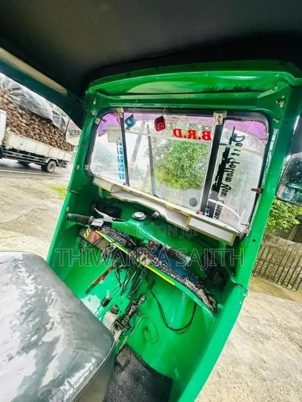 Bajaj 2 Stroke 1996 Three Wheel (Used)