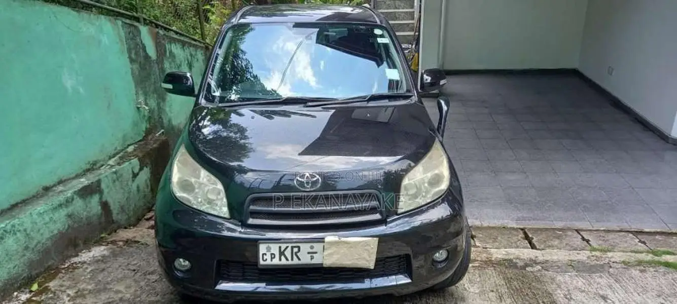 Toyota Rush 2010 SUV (Used)