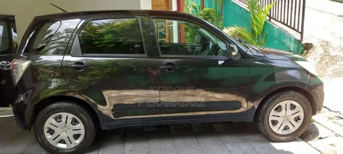 Toyota Rush 2010 SUV (Used)