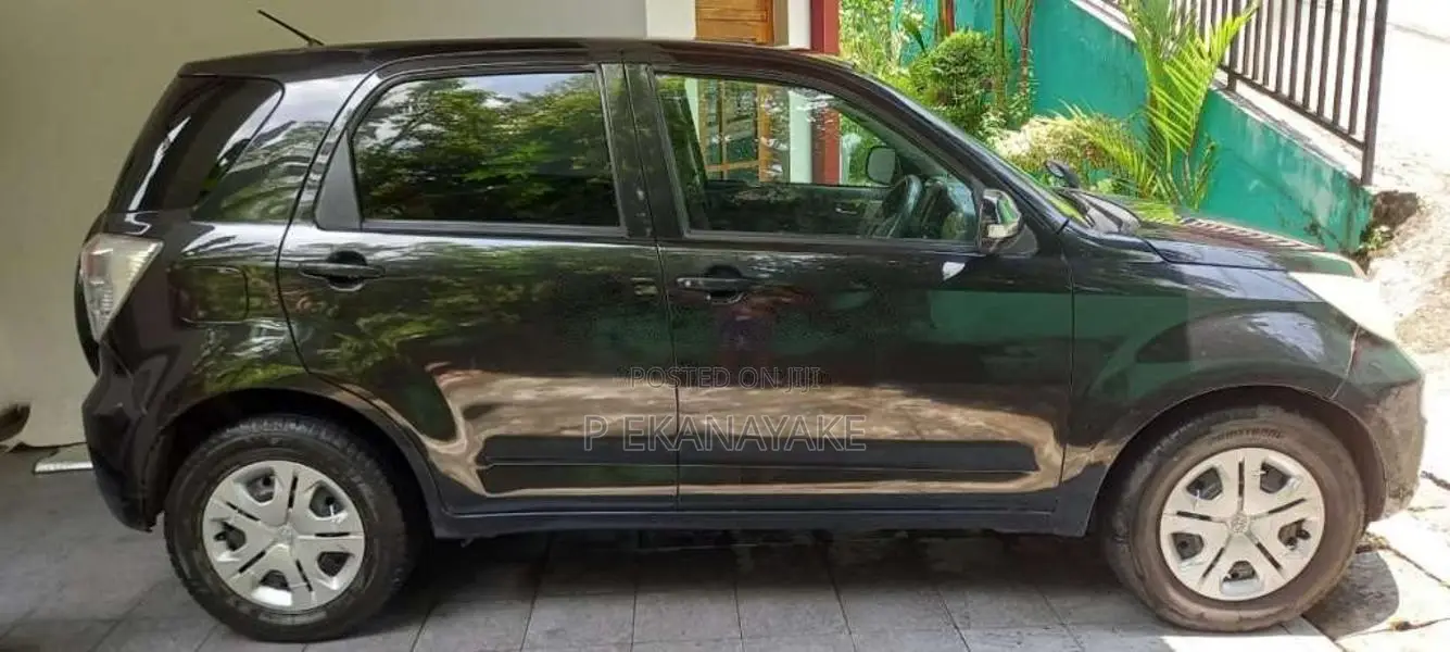 Toyota Rush 2010 SUV (Used)